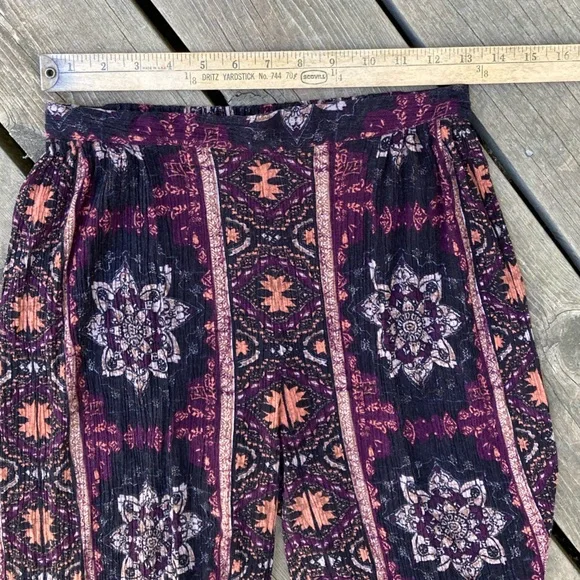 KENDALL KYLIE Skirt Pants Shorts Wide Leg Capri Black Red Maroon Size Small - Picture 10 of 14